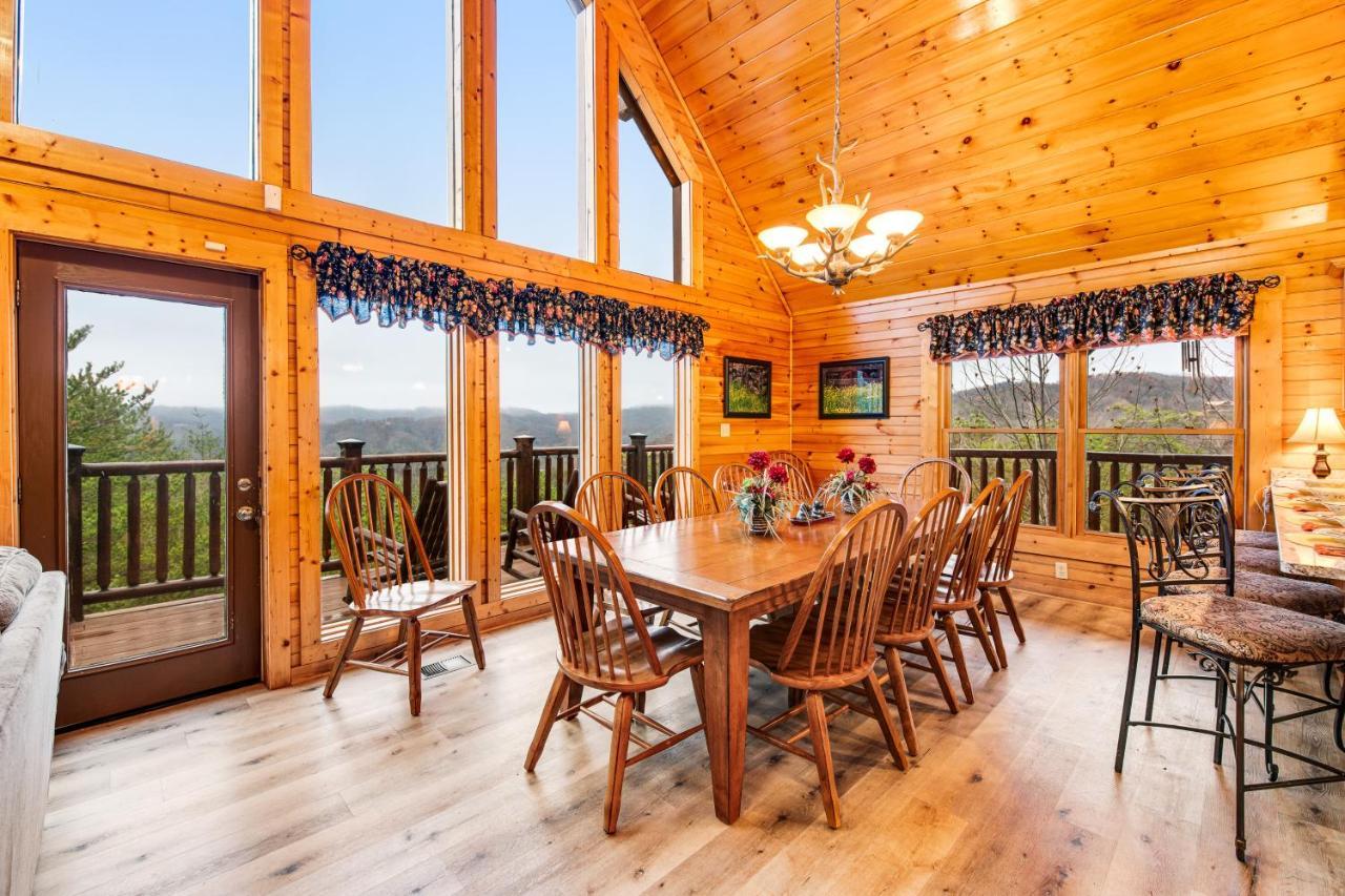 Grizzly Manor Villa Pigeon Forge Eksteriør billede