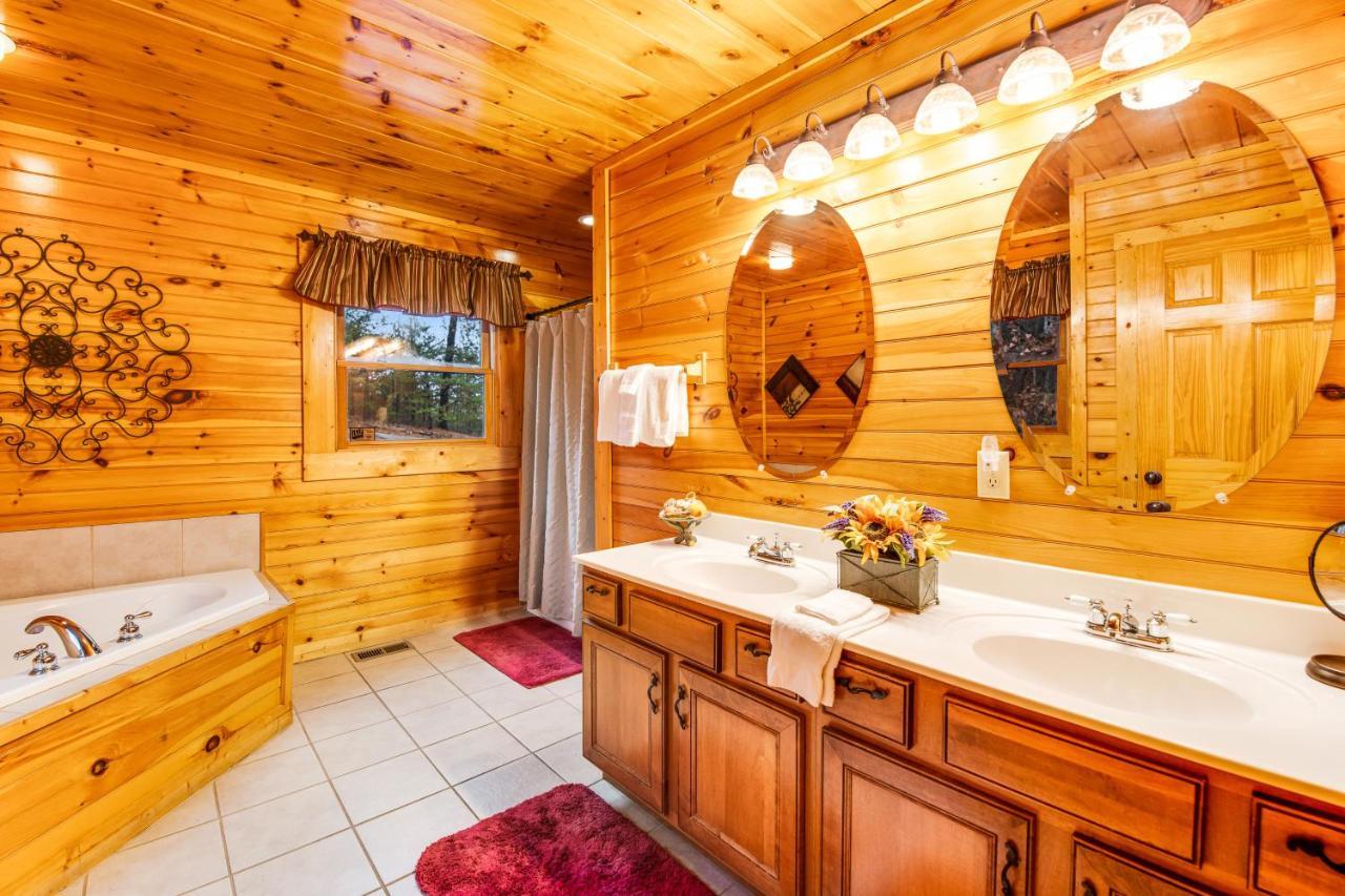 Grizzly Manor Villa Pigeon Forge Eksteriør billede