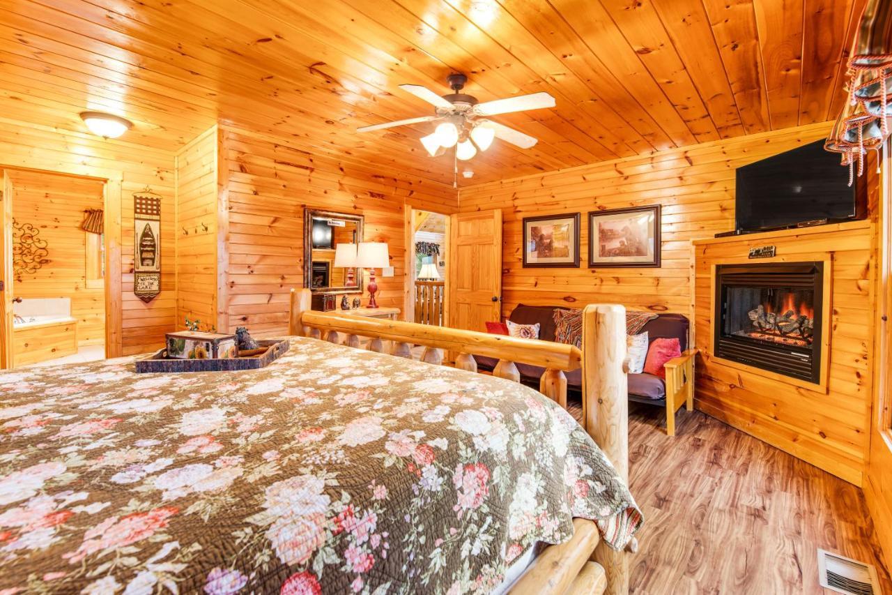Grizzly Manor Villa Pigeon Forge Eksteriør billede